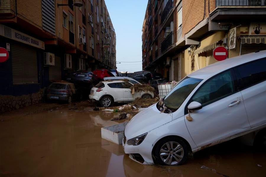 ผลพวง 'น้ำท่วม' หลังฝนตกหนักในสเปน ดับ 95 ราย
