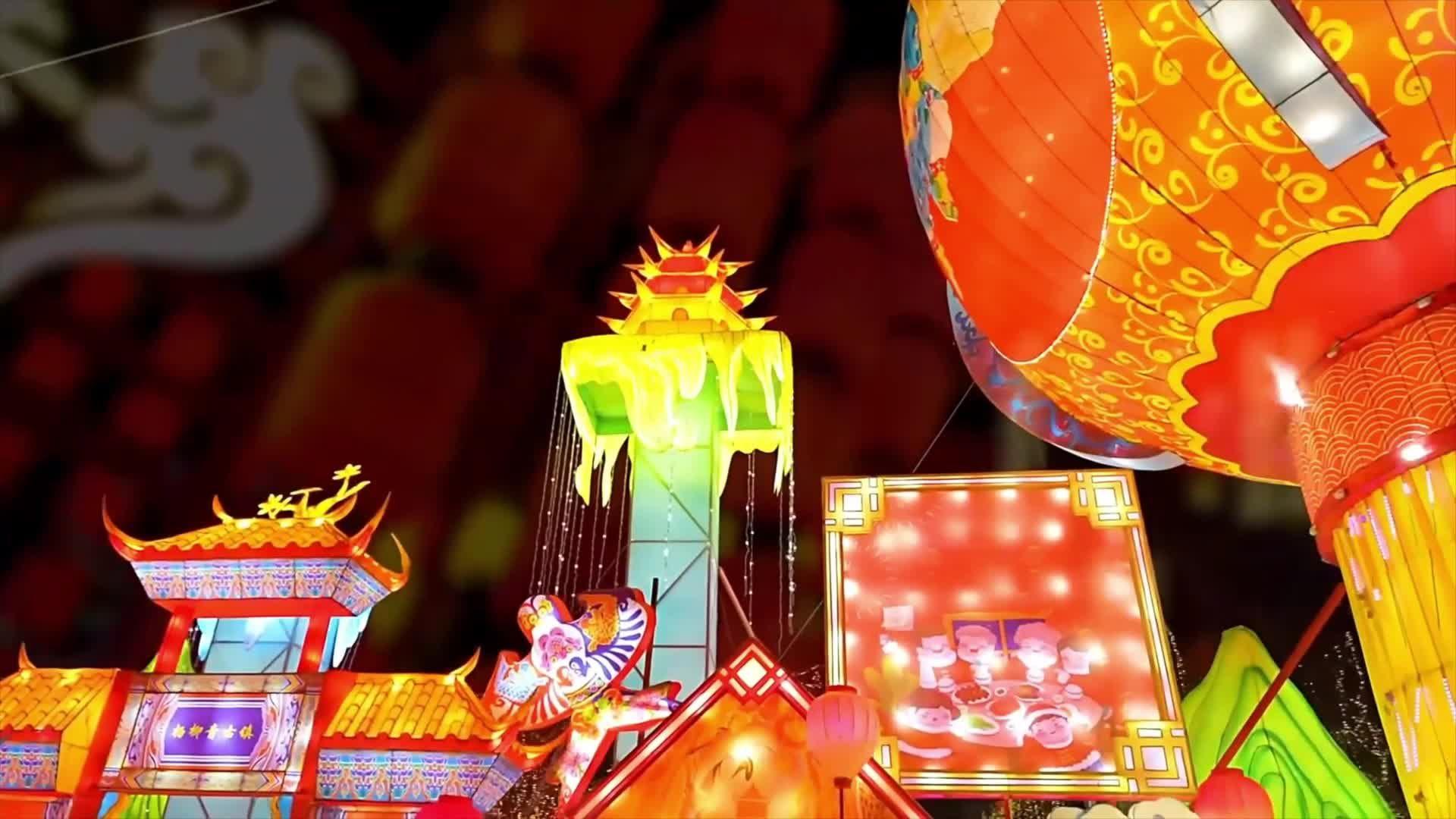 เมืองโบราณในเทียนจิน โชว์โคมไฟหลากสีดึงดูดนักท่องเที่ยว
