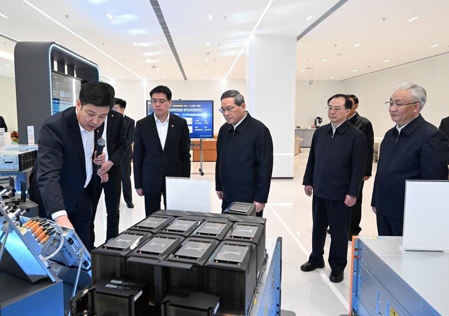 นายกฯ จีนย้ำเดินหน้า 'นวัตกรรมวิทย์-เทคโนฯ' หนุนการพัฒนาที่มีคุณภาพสูง