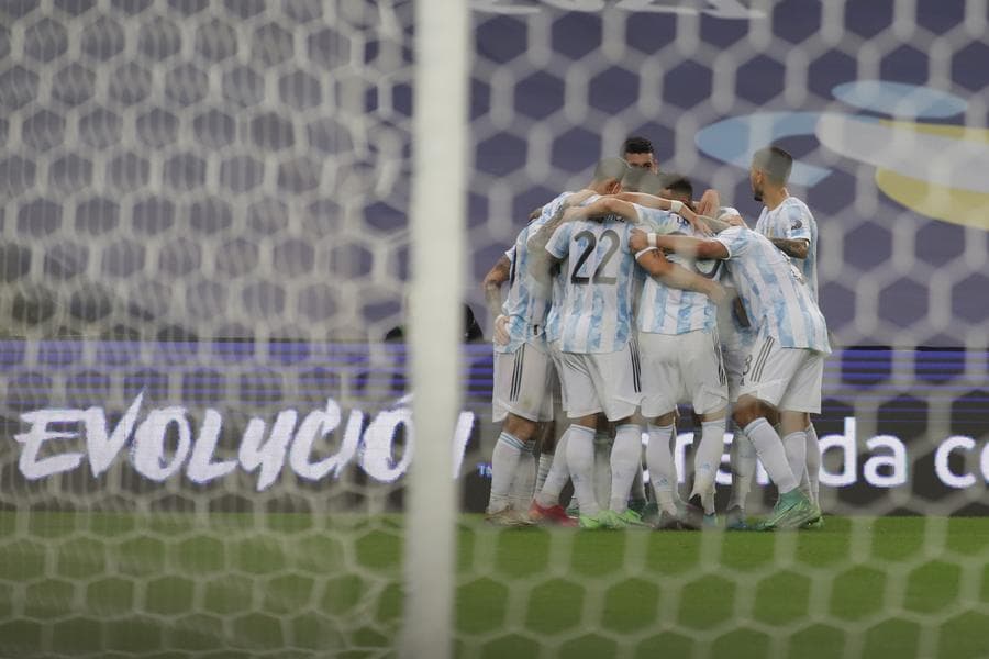 ตำรวจจีนปราบ 'พนันฟุตบอล' รวม 825 คดี ในปฏิบัติการฤดูร้อน