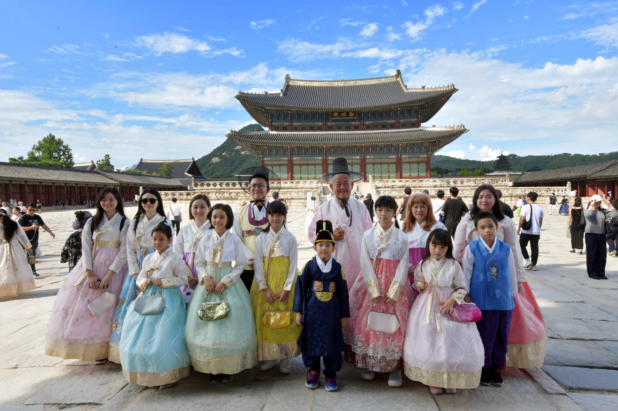 เกาหลีใต้พบอัตราจ้างงาน 'ผู้หญิงแต่งงานแล้ว' สูงเป็นประวัติการณ์ในครึ่งปีแรก