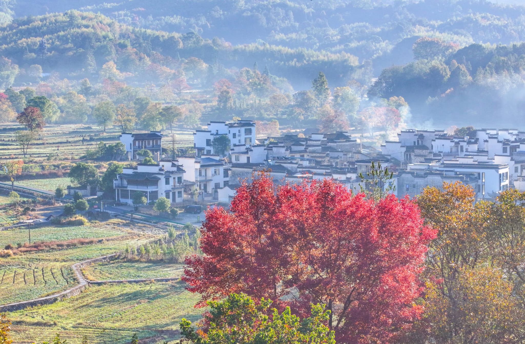 ทิวทัศน์ 'หมู่บ้านถ่าชวน' ในอันฮุย