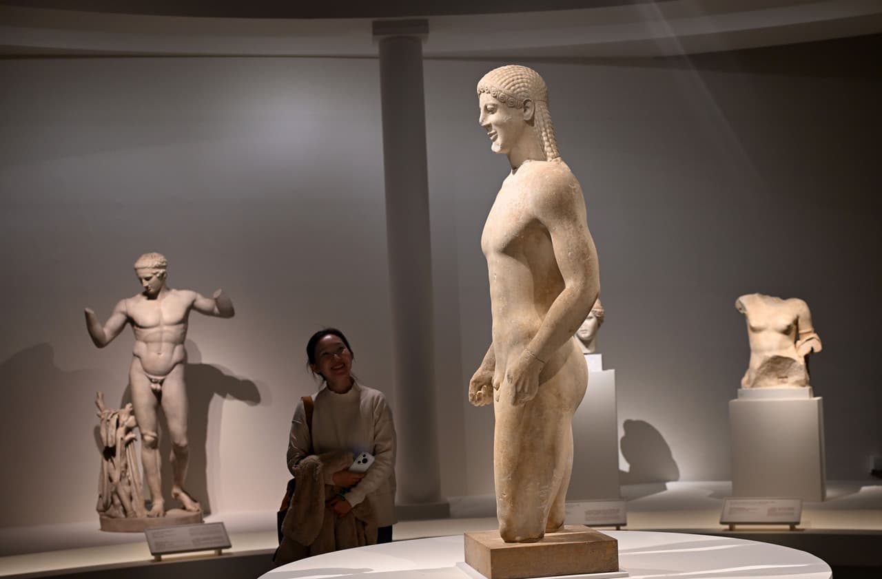 นทท.ตบเท้าเยือนพิพิธภัณฑสถานแห่งชาติจีน