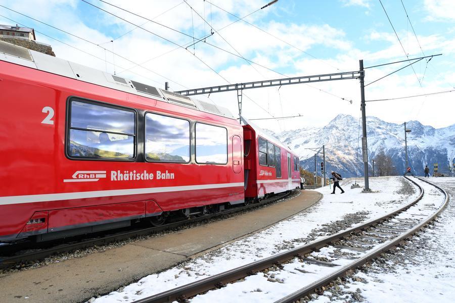 เก็บเกี่ยววิวทิวทัศน์ 'ทางรถไฟมรดกโลก' ในสวิตเซอร์แลนด์