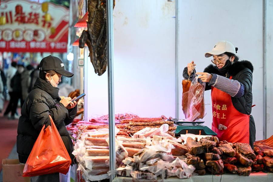 หนิงเซี่ยเปิดตลาดชอปปิง 'สินค้าตรุษจีน' ต้อนรับเทศกาลสำคัญ