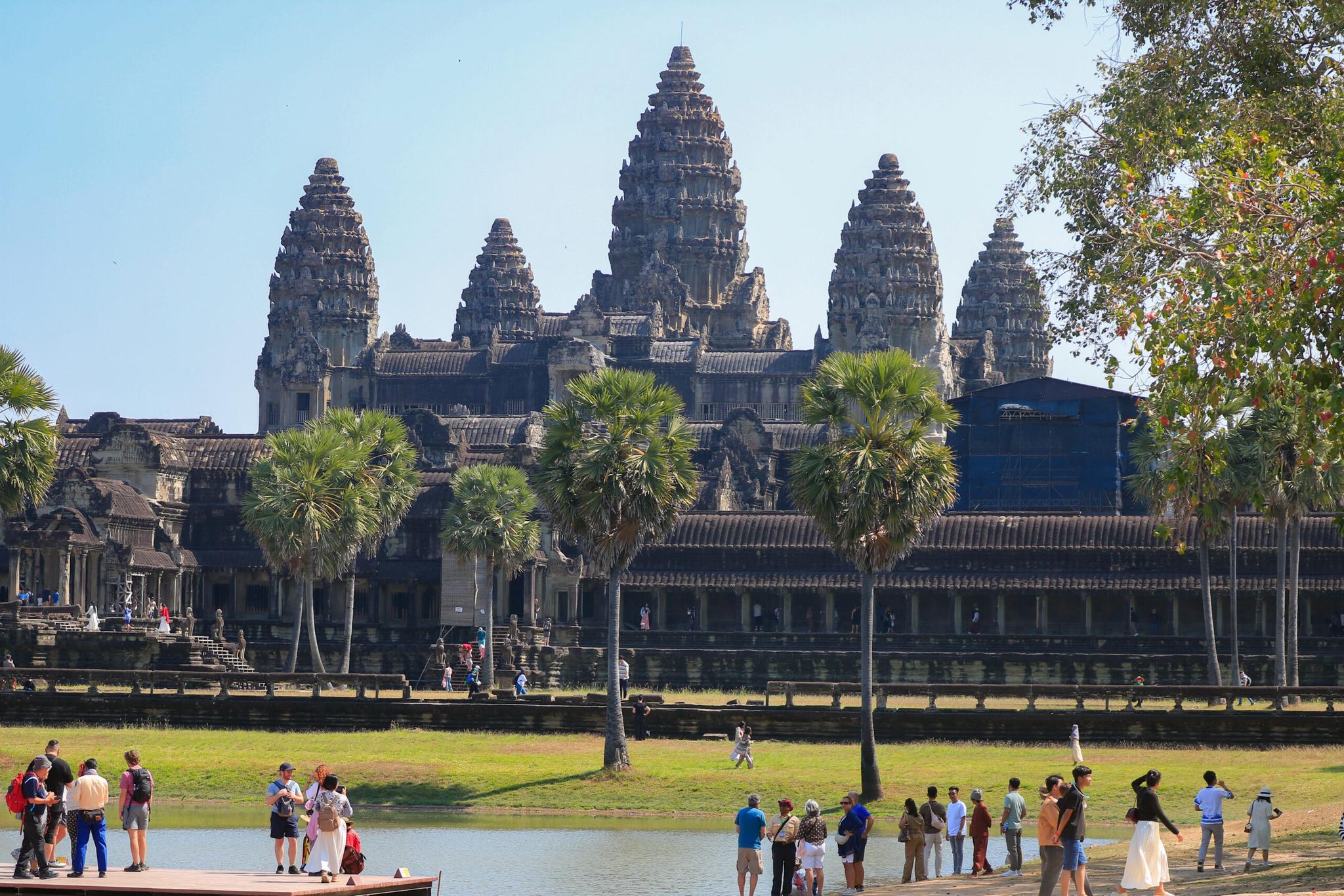 กัมพูชาติดเครื่องขายตั๋ว E-Ticket สำหรับเที่ยวชมนครวัด