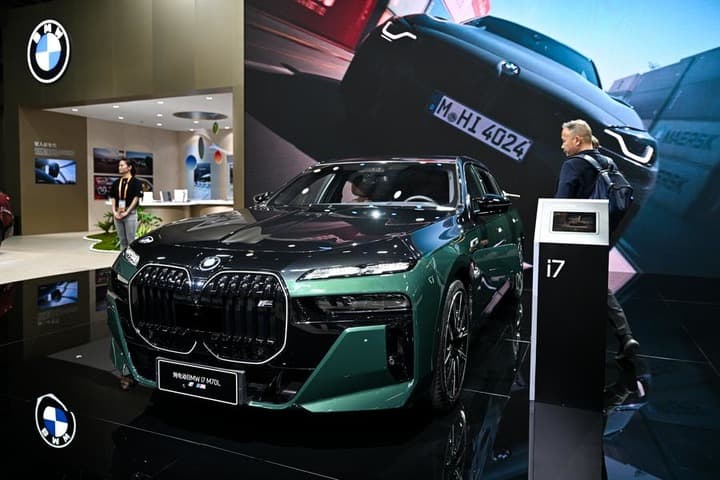 BMW จ่อผลิต 'แบตเตอรี่รถ EV' รุ่นที่ 6 ขนานใหญ่ในจีน ปี 2026