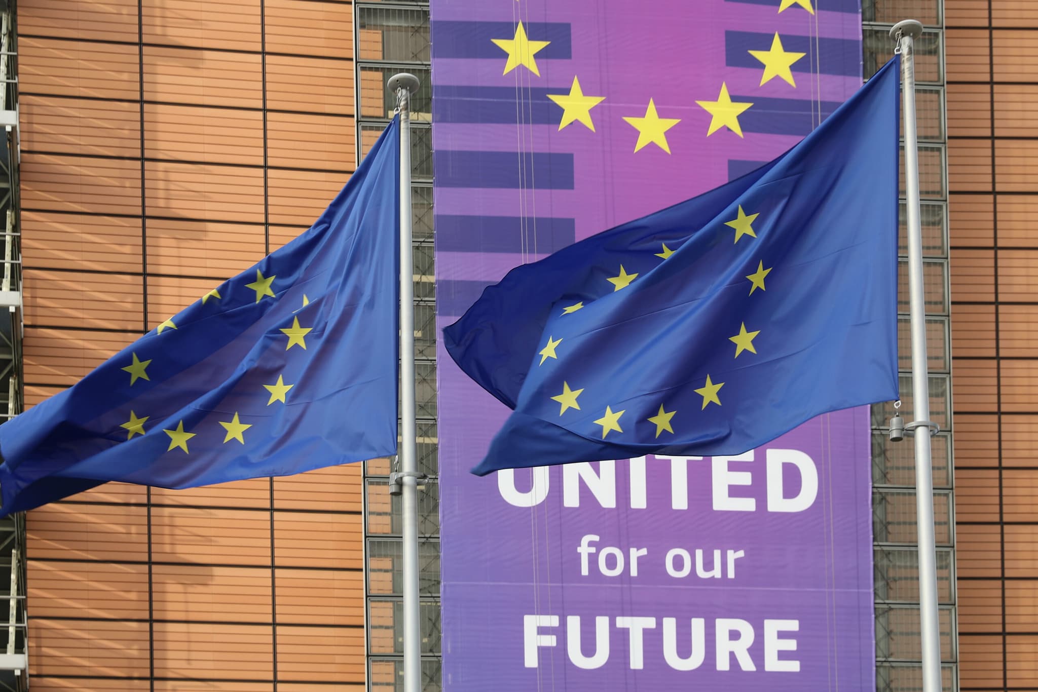 EU จ่อเก็บภาษีสินค้าสหรัฐฯ 2.6 หมื่นล้านยูโร โต้โดนรีดภาษีเหล็ก-อะลูมิเนียม