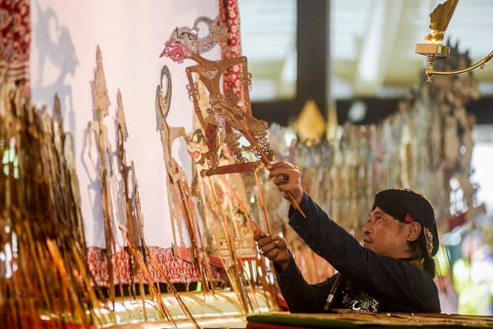ละครหุ่น 'วายัง' มรดกวัฒนธรรมล้ำค่าของอินโดนีเซีย
