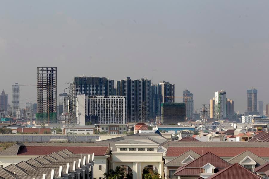 กัมพูชากวาดล้างแก๊งฉ้อโกงออนไลน์ รวบผู้ต้องสงสัยกว่า 3,000 รายแล้ว