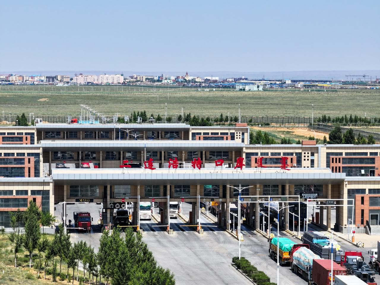 ด่านบกจีน-มองโกเลีย' รองรับรถไฟขนส่งสินค้าจีน-ยุโรปครบ 20,000 ขบวน