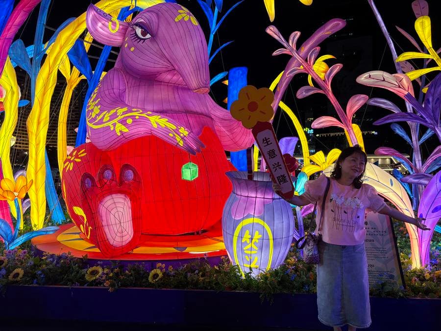 โคมไฟ 'สัตว์แปลกตำนานจีน' ริมเจ้าพระยา หนุนแลกเปลี่ยนวัฒนธรรมสองชาติ