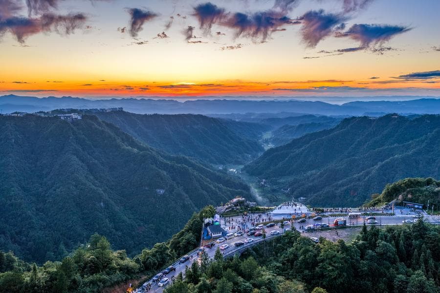 ตะลอนทัวร์ 'ตำบลหวงสุ่ย' วิวธรรมชาติงามในฉงชิ่ง