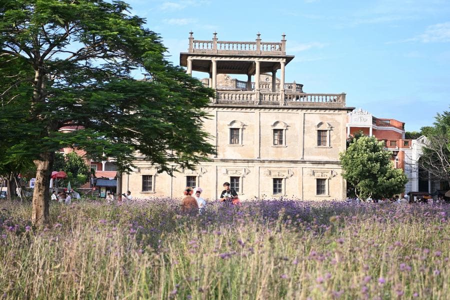 สถาปัตย์หลากสไตล์ใน 'หมู่บ้านอู๋หลิน' สะท้อนชีวิตชาวจีนโพ้นทะเล