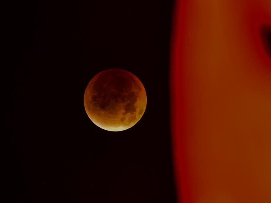 นักวิจัยจีนพบ 'ดินถล่ม' ใหม่บนดวงจันทร์ ส่วนใหญ่เกิดจากแผ่นดินไหวภายใน