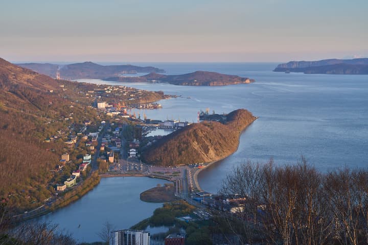 แผ่นดินไหว 7.4 นอกชายฝั่ง 'คาบสมุทรคัมชัตกา' ในรัสเซีย แจ้งเตือนสึนามิ