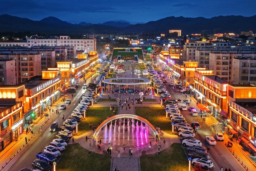 ซินเจียงมุ่งสร้างประตูเปิดกว้างสู่ตะวันตก