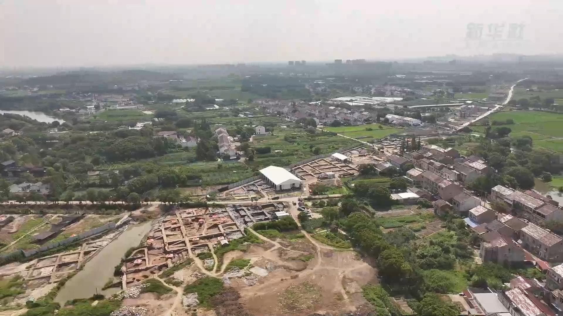 จีนพบ 'ซากเมืองยุคก่อนประวัติศาสตร์' เก่าแก่ 6,000 ปี