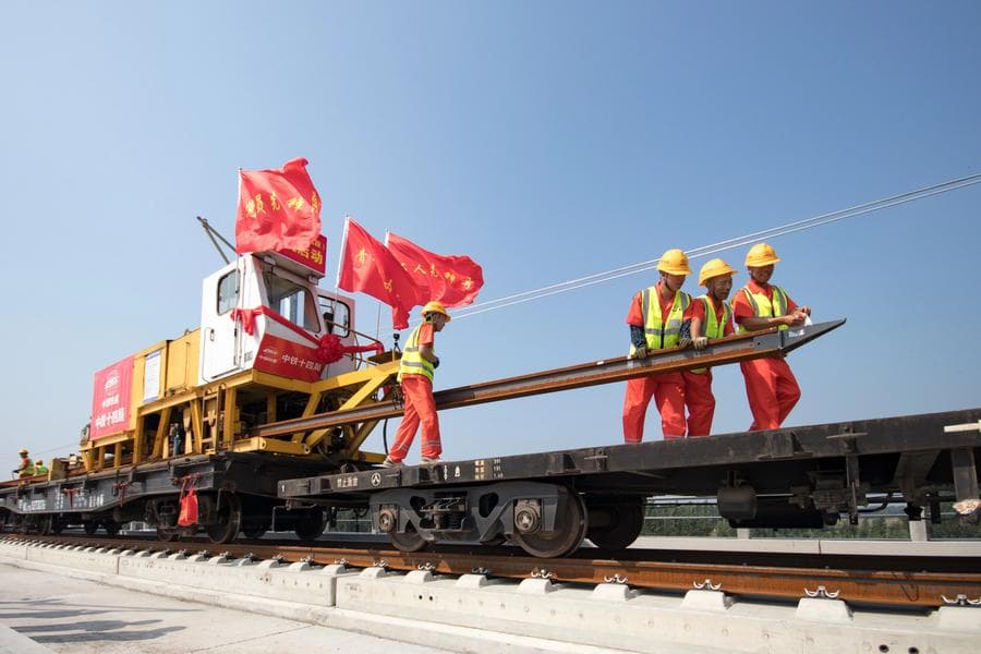 งานวางราง 'ทางรถไฟเร็วสูง' เชื่อมเขตใหม่สยงอัน-เมืองซางชิว