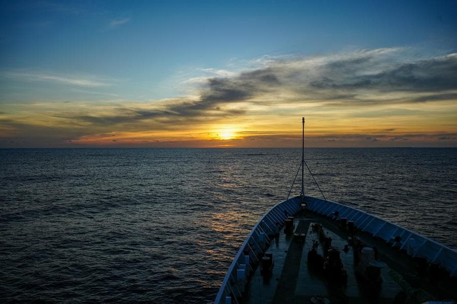 กองกำลังป้องกันชายฝั่งจีนลาดตระเวนใน 'ทะเลจีนใต้