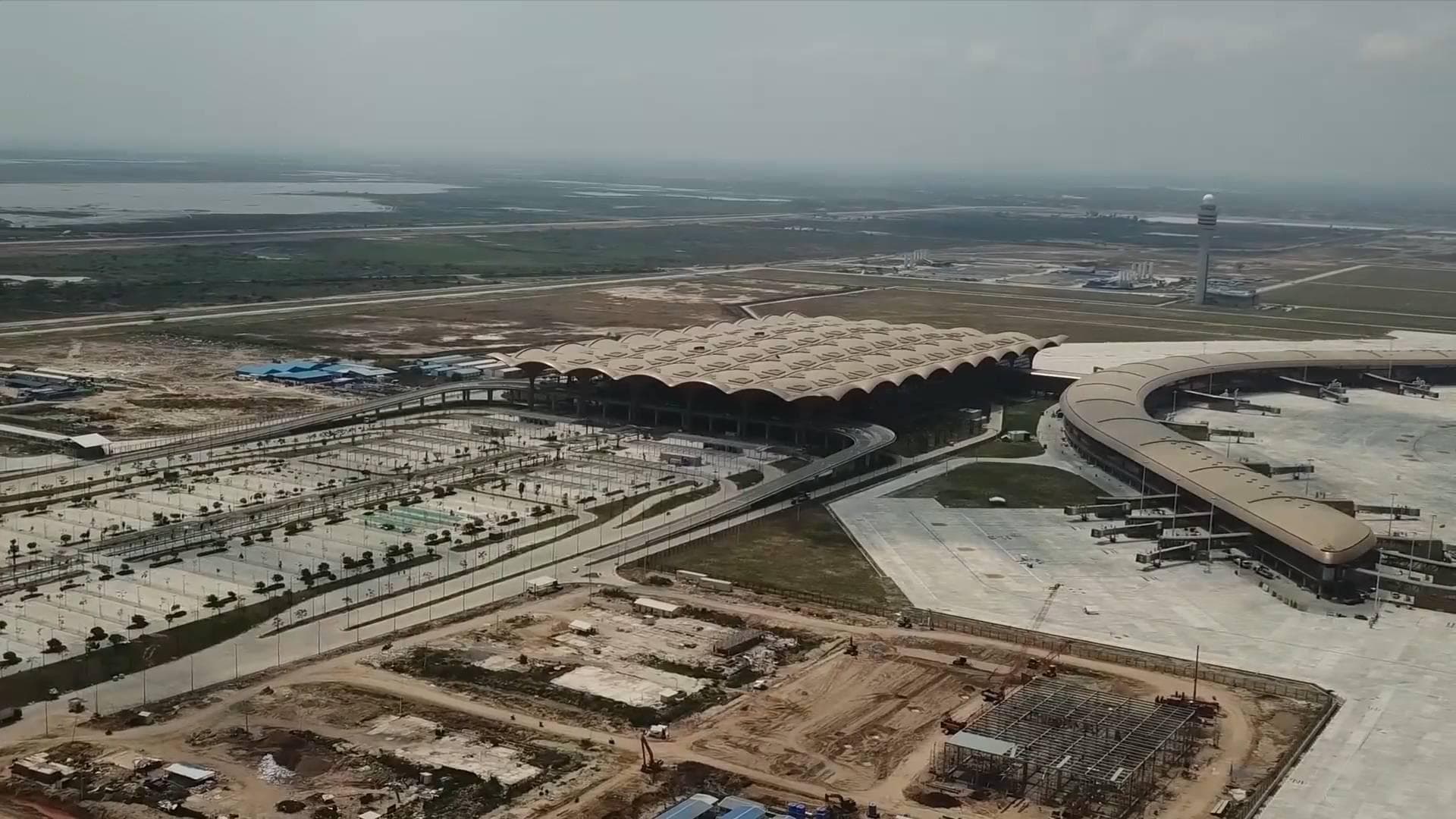 ฮุนมาเนตชี้ 'สนามบินเดโช' ประตูบานใหม่ รับทัพต่างชาติเข้าสู่กัมพูชา