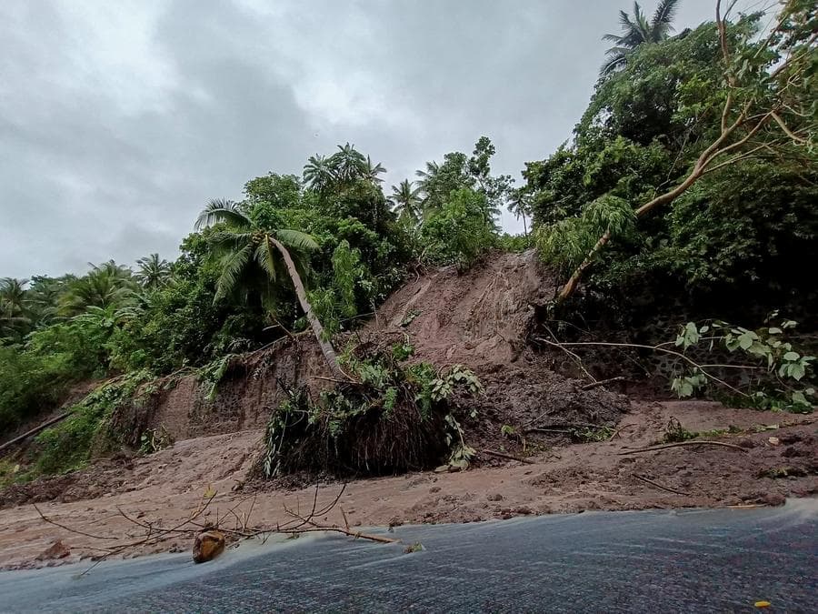 ผลพวงพายุโซนร้อน 'บัวลอย' พัดถล่มในฟิลิปปินส์