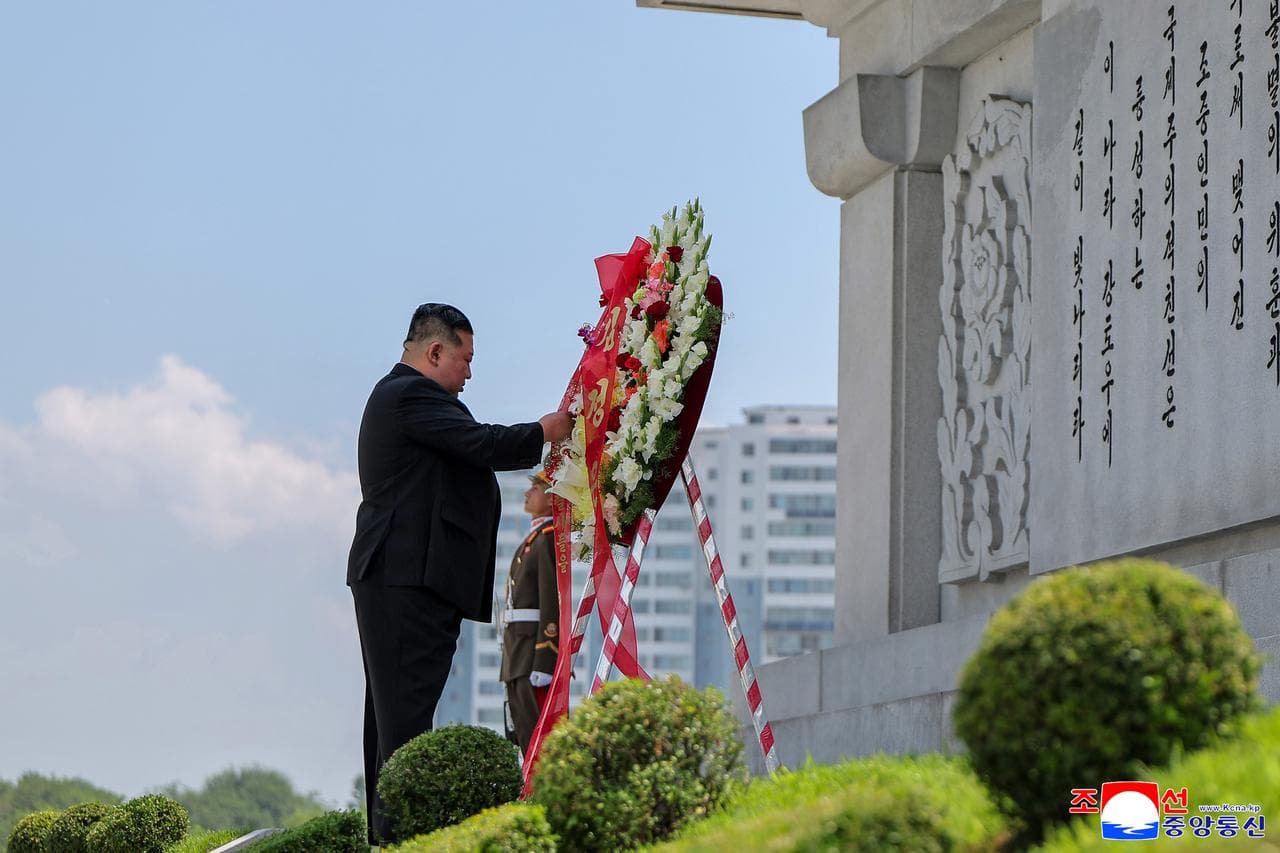 คิมจองอึน' เรียกร้องยกระดับแสนยานุภาพของกองทัพ