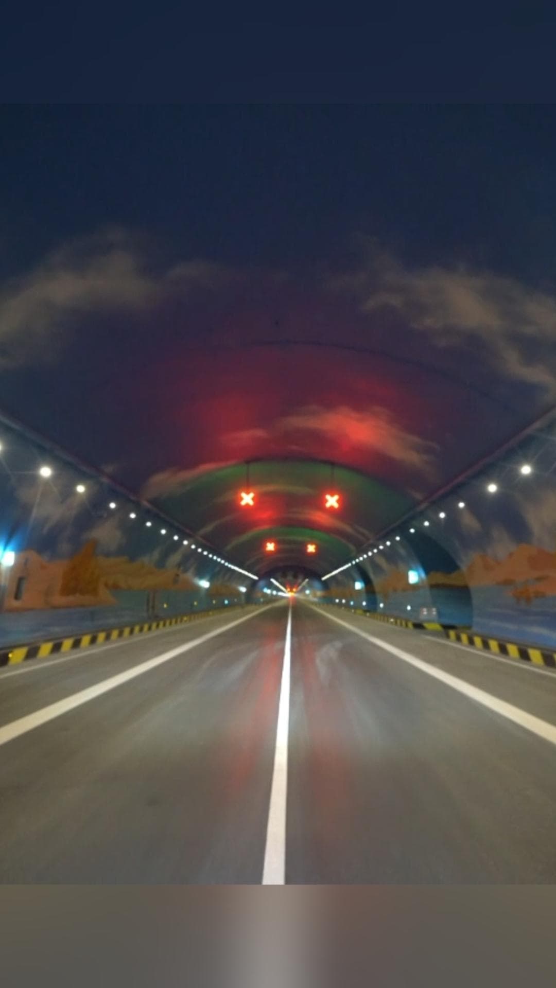 อุโมงค์ทางด่วนยาวสุดในโลก เตรียมเปิดให้สัญจรในซินเจียง