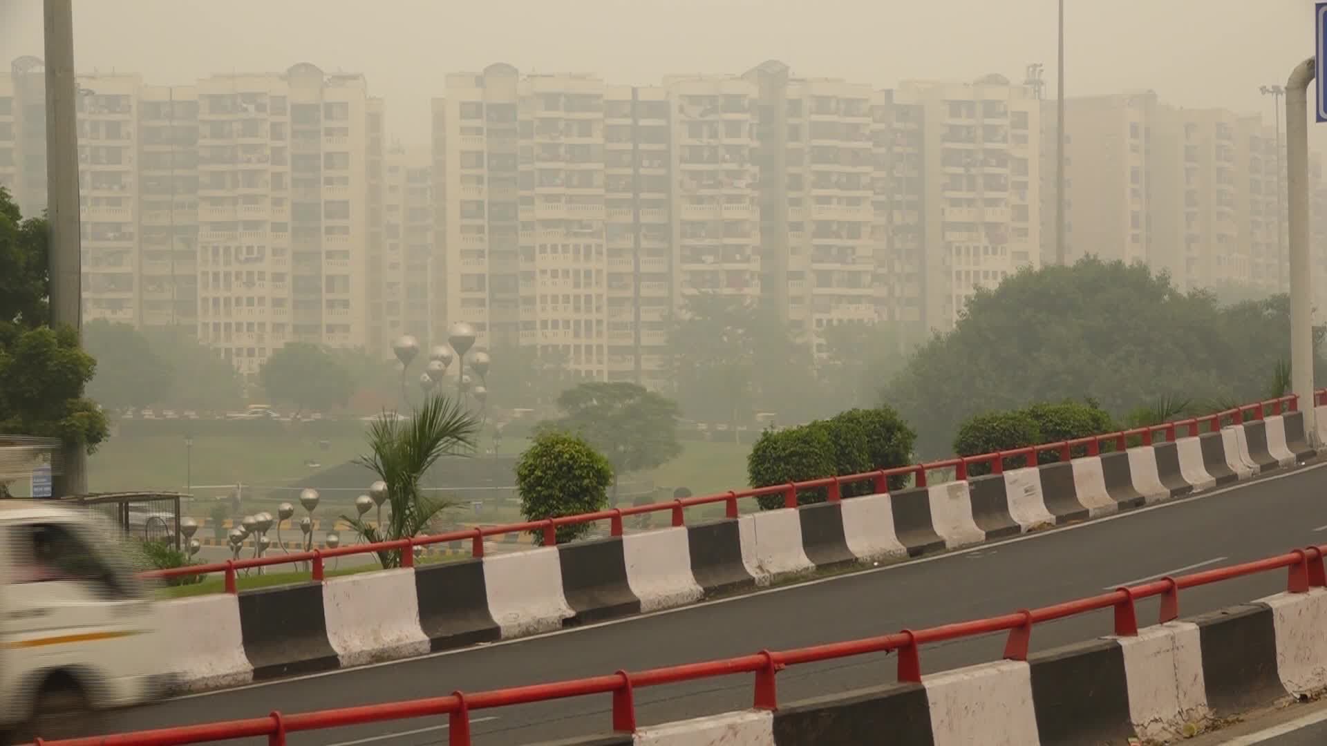 เดลีเตรียมติด 'เครื่องฟอกอากาศ' ในโรงเรียน สู้หมอกพิษรุนแรง