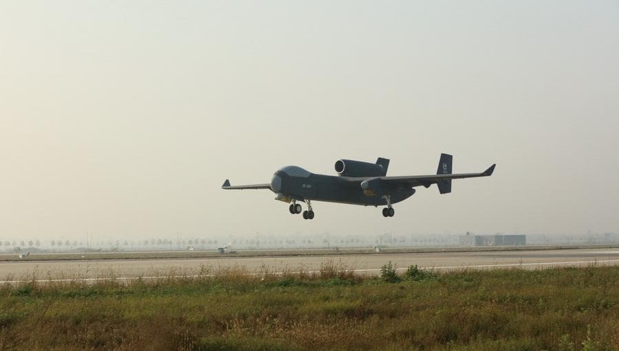 โดรนยักษ์ 'จิ่วเทียน' ของจีนขึ้นบินครั้งแรก หนุนใช้งานด้านพลเรือนหลากหลาย