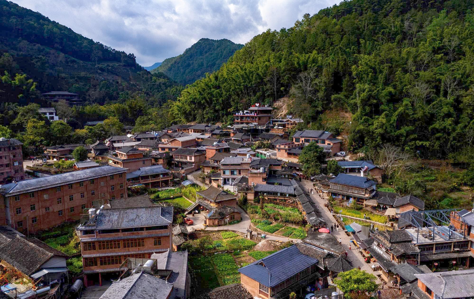 สัมผัสวิถีชีวิต 'หมู่บ้านน่าเคอหลี่' เส้นทางค้าชาเก่าแก่ในยูนนาน