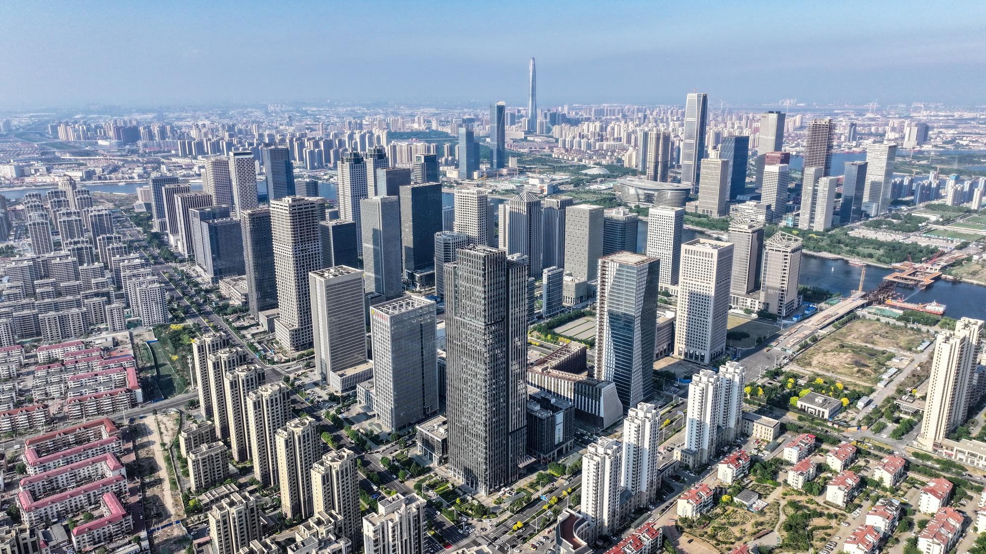 จีนเผย GDP ปี 2025 โต 5% ทะลุ 140 ล้านล้านหยวน