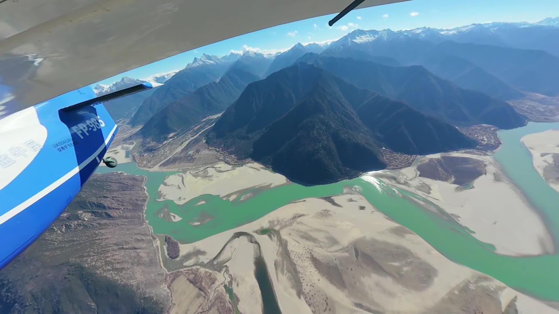 จีนบิน 'โดรนขนาดใหญ่' ขนส่งสินค้าบนที่ราบสูงครั้งแรก