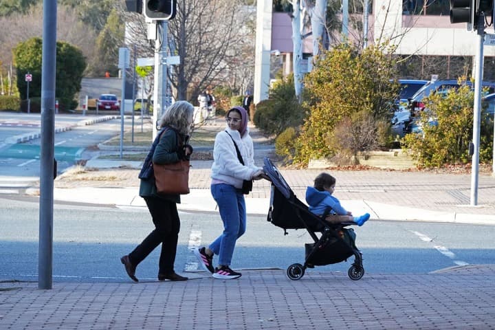 ศึกษาชี้วัดระดับฮอร์โมนจาก 'เส้นผม' คาดการณ์ความผูกพันแม่-ลูกได้