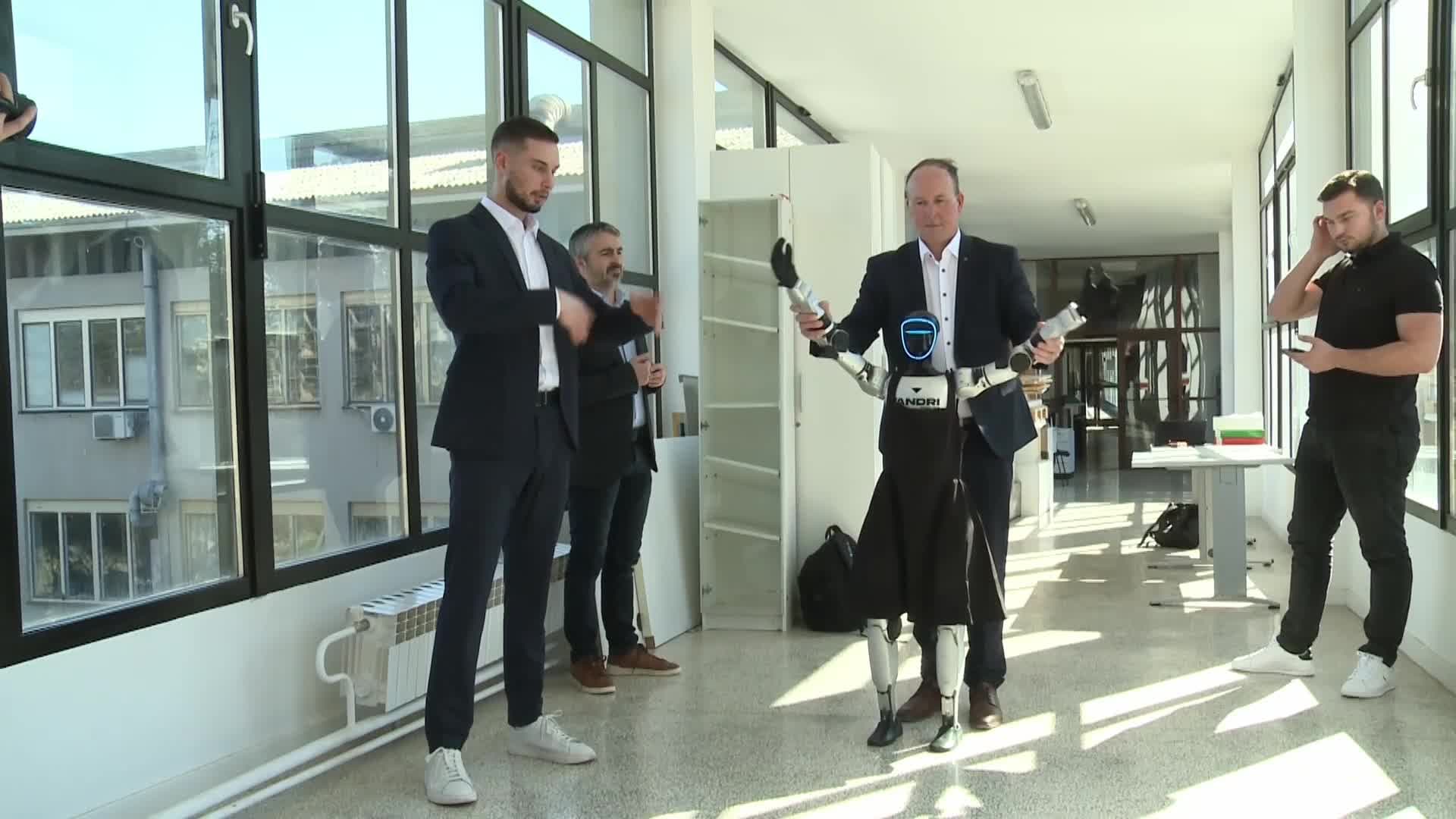 โครเอเชียเปิดตัวหุ่นยนต์ฮิวแมนนอยด์ ‘ตองกา’ อัปเกรดต่อยอดจากหุ่นยนต์บริษัทจีน