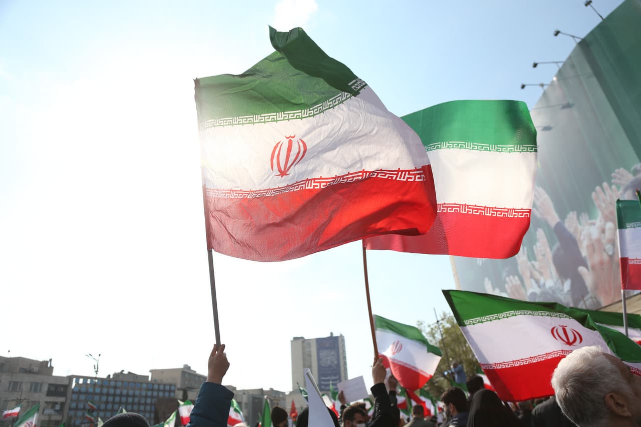 สหรัฐฯ ทิ้งระเบิดเป้าหมายทางทหารบน ‘เกาะคาร์ก’ ศูนย์กลางส่งออกน้ำมันอิหร่าน