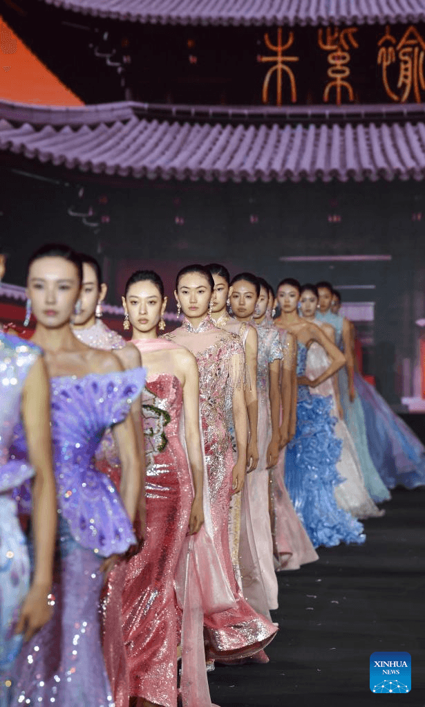 ปักกิ่งเปิดฉาก ‘แฟชั่นวีค ฤดูใบไม้ร่วง-ฤดูหนาว 2026’