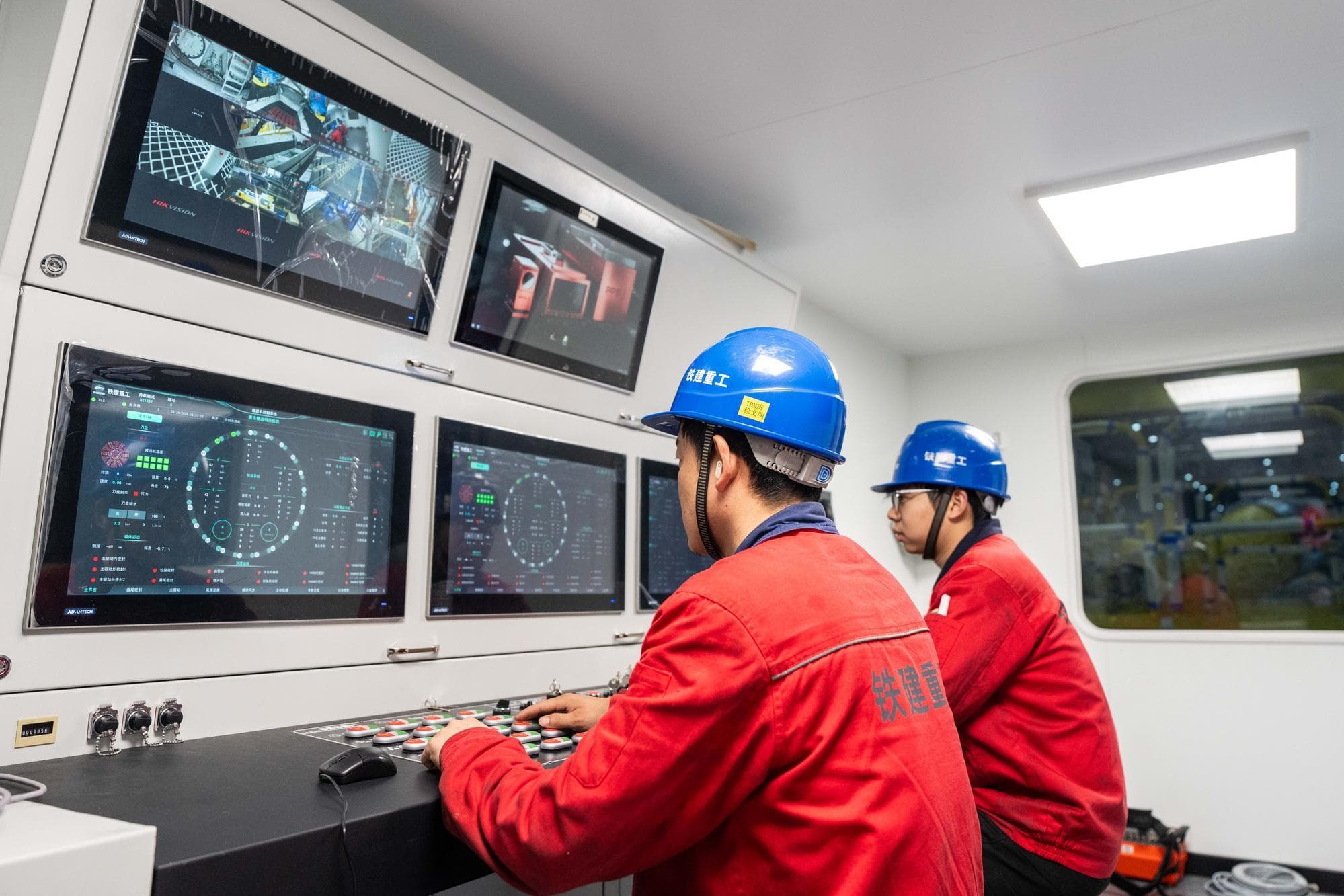 บริษัทจีนเตรียมส่งออก ‘หนอนยักษ์’ ขุดอุโมงค์ม้าเหล็กในอิตาลี