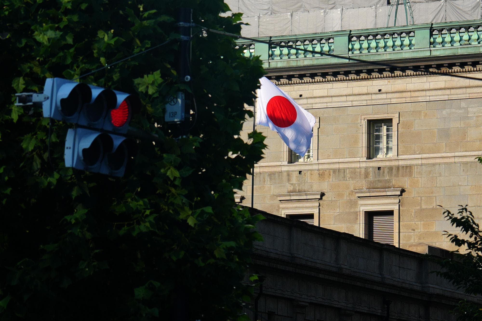 จนท.ญี่ปุ่นคัดค้านแผนกลาโหม ปมจ่อติดตั้ง ‘ขีปนาวุธพิสัยไกล’