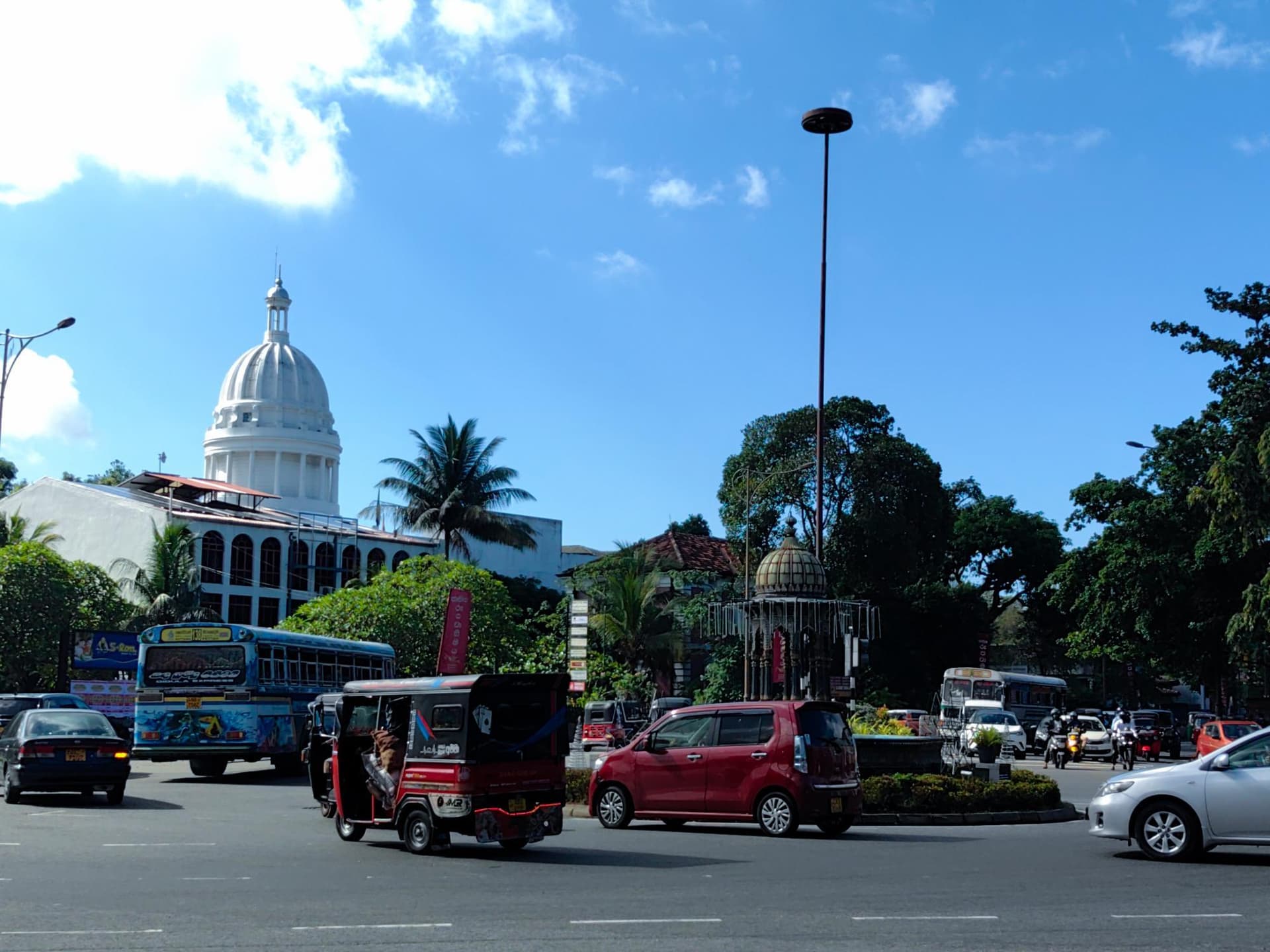 ศรีลังกาปรับรถโดยสาร 80 คัน ฐานเก็บ ‘ค่าโดยสาร’ เกินอัตราช่วงเทศกาล