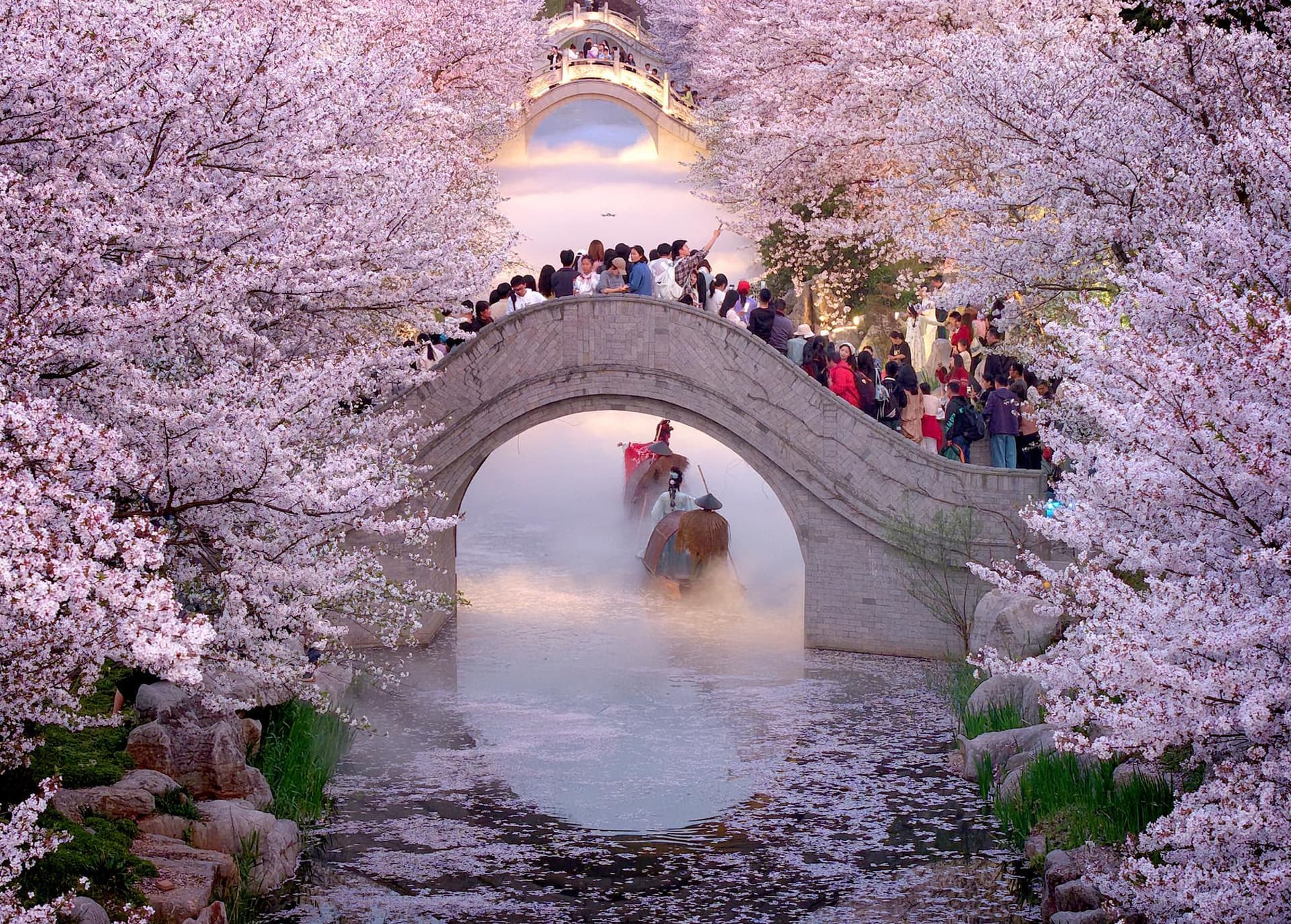 จีนเผยยอด ‘บริโภค’ ช่วงหยุดเช็งเม้ง กินเที่ยวชอปปิงคึกคัก