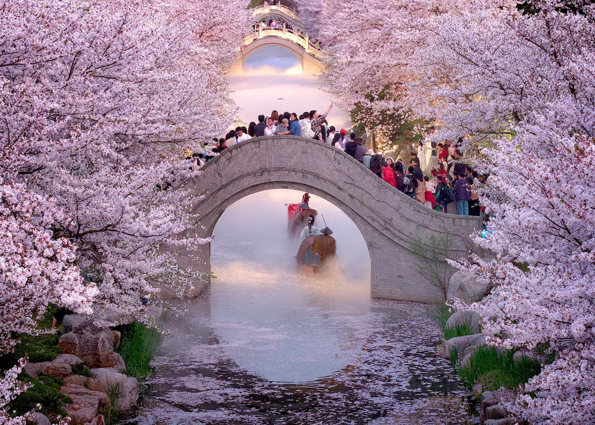 จีนเผยยอด ‘บริโภค’ ช่วงหยุดเช็งเม้ง กินเที่ยวชอปปิงคึกคัก