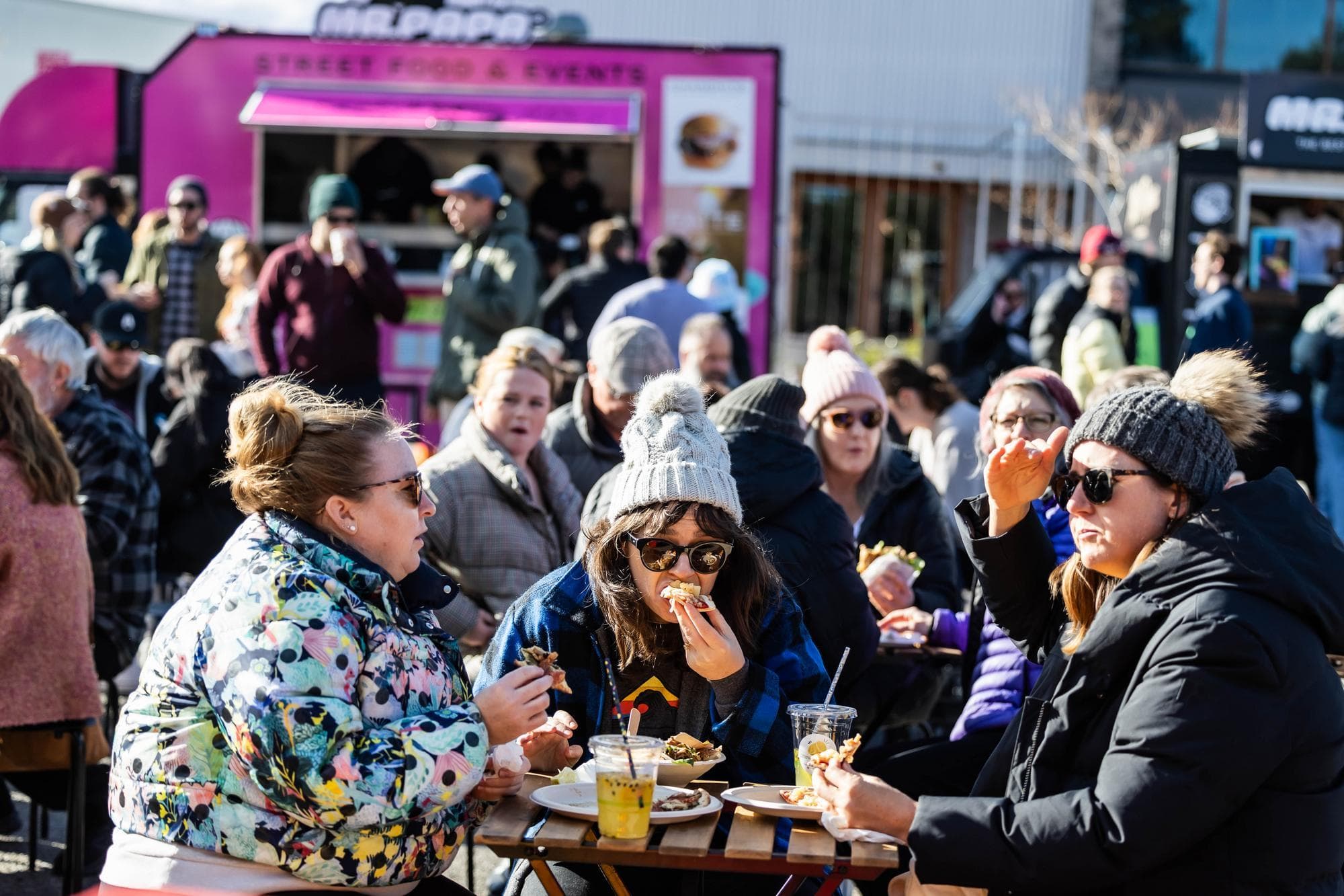 สำรวจพบชาวออสเตรเลีย ‘พึงพอใจในชีวิต’ ลดต่ำเป็นประวัติการณ์