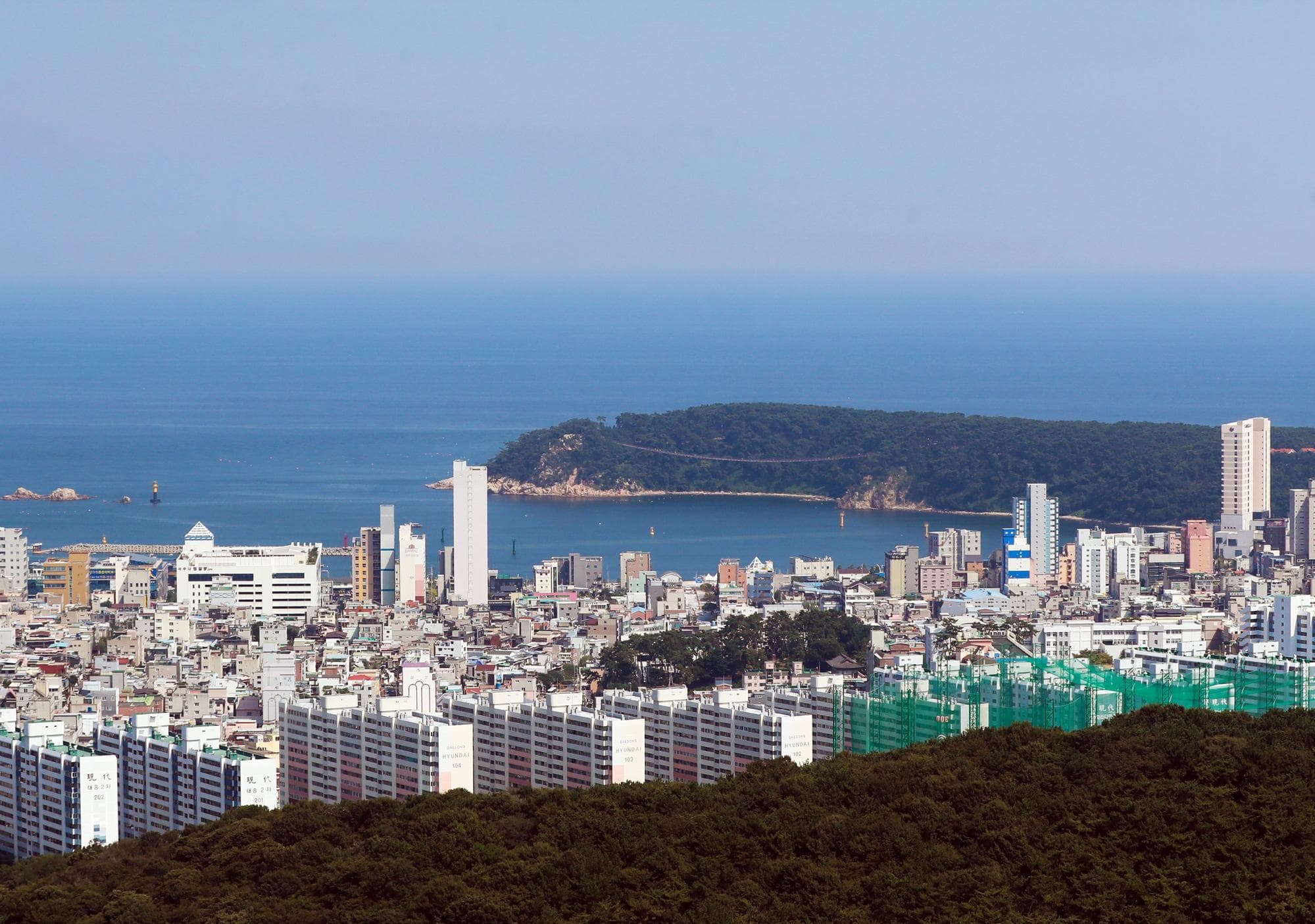 ‘เกาหลีใต้-ฝรั่งเศส’ ยืนยันร่วมมือดูแลเรือผ่านช่องแคบฮอร์มุซ