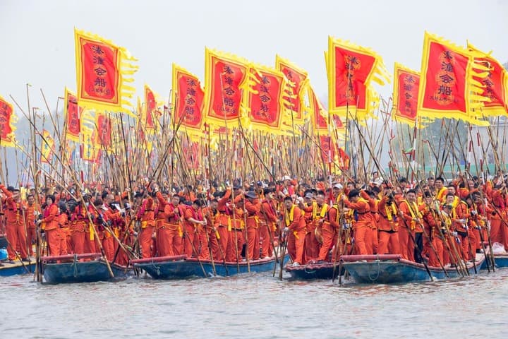 สุดคึกคัก ‘เทศกาลเรือฉินถง’ ในเจียงซู สืบสานมรดกวัฒนธรรมจีน