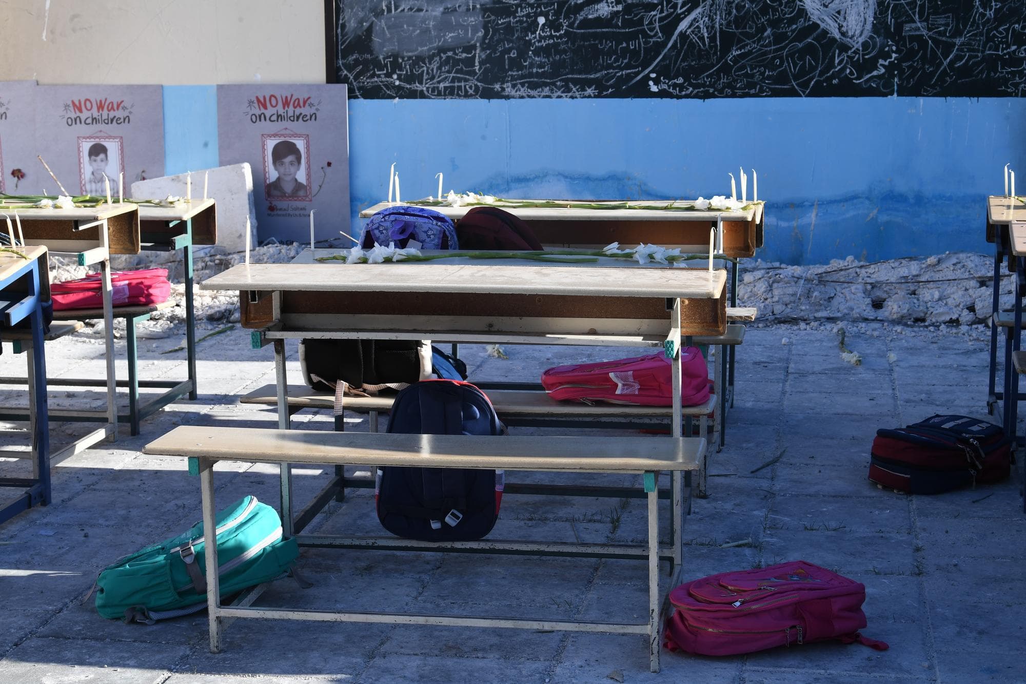 เตหะรานจัดรำลึกเหยื่อวัยเด็ก เหตุโจมตี ‘โรงเรียนประถม’ ในอิหร่าน