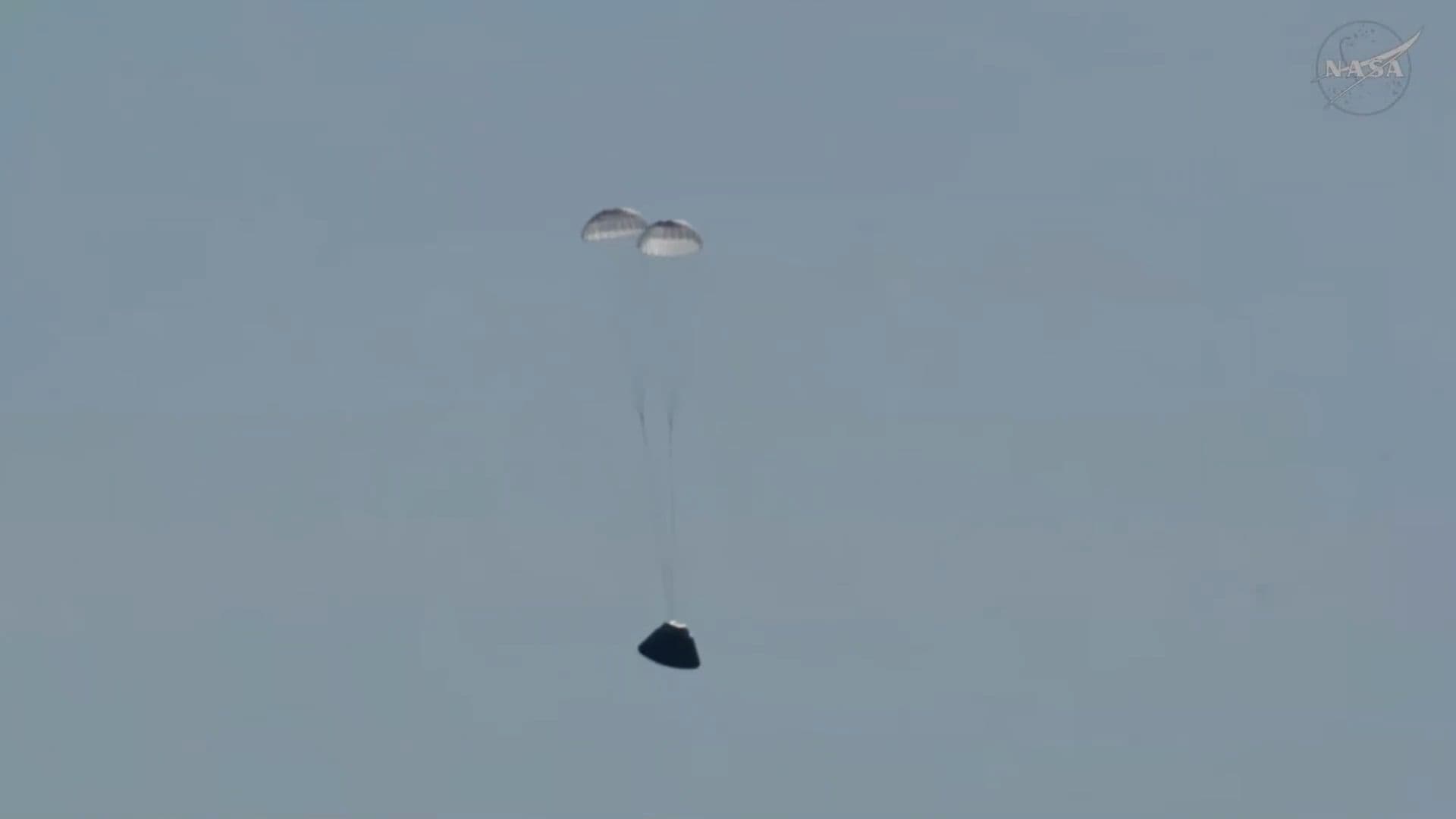 นักบิน ‘อาร์ทิมิส 2’ ถึงโลกปลอดภัย ปิดฉากภารกิจอวกาศระยะ 1.12 ล้านกิโลเมตร